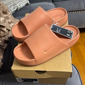 Nike Coral Slide Sandals